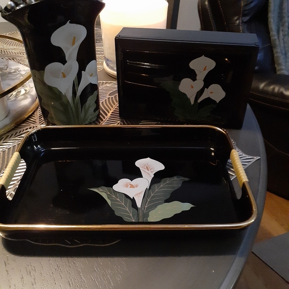 Vintage black lily set - Picture 7 of 7